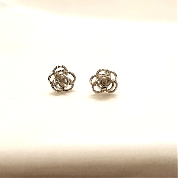 Unopened Silver Plated Flower Earring Studs - Picture 1 of 2